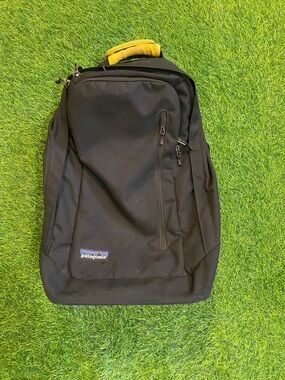 Patagonia outdoors travel backpack suitcase rolling bag